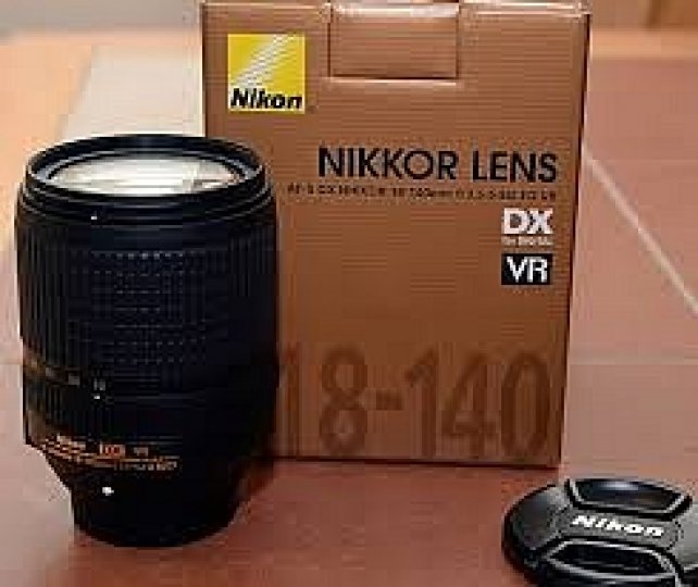Nikon d7000 a 18-140 vr