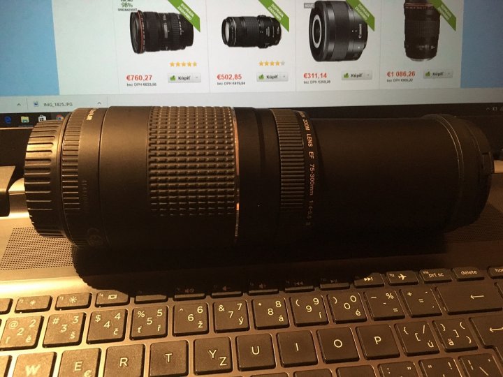 CANON EF 75-300mm f/4-5.6 III