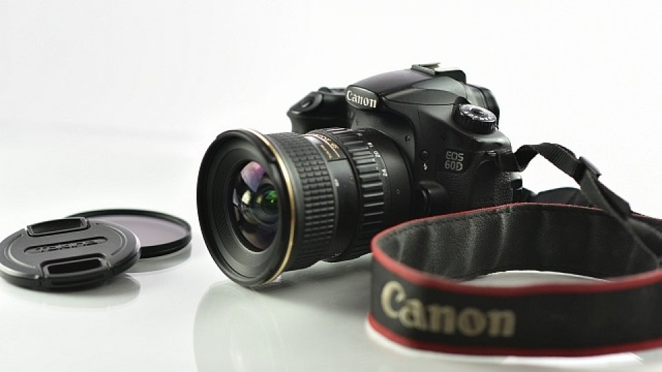Canon Eos 60D + výbava