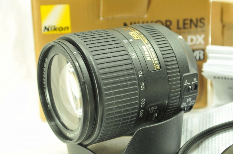 Nikon 18-300/3,5-6,3 AF-S G ED VR DX