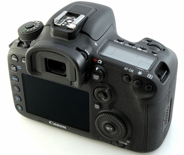 Digitálny fotoaparát Canon EOS 7D Mark II