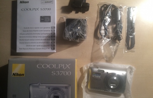Nikon coolpix S3700