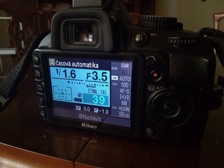 Nikon D3100 + Nikkor 16 - 85mm