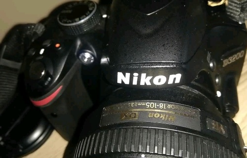 Nikon D3200 18-105
