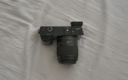 vybava-sony-a6000-kit-50mm-1-8-nd_4.jpg