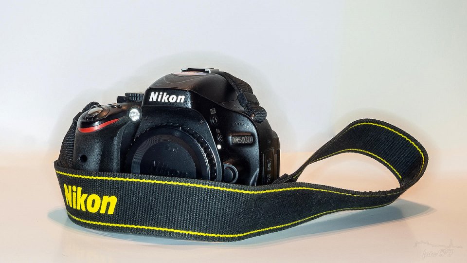 Nikon D5100