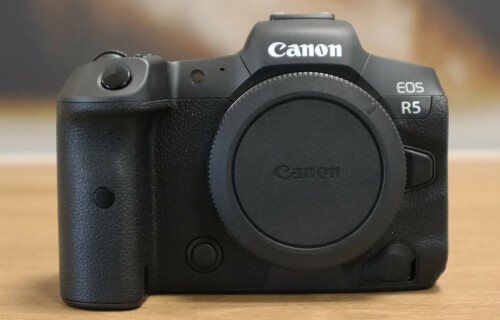 Nikon Z 9 / Fujifilm GFX 100S /Canon EOS R5