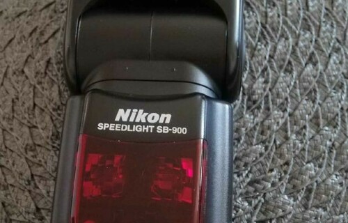 Blesk Nikon Sb900