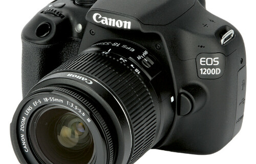 Predám digitálnu zrkadlovku Canon EOS 1200D s objektívom EF-S 18-55 F/3.5-5.6