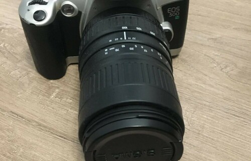 Canon EOS 500 analógová zrkadlovka